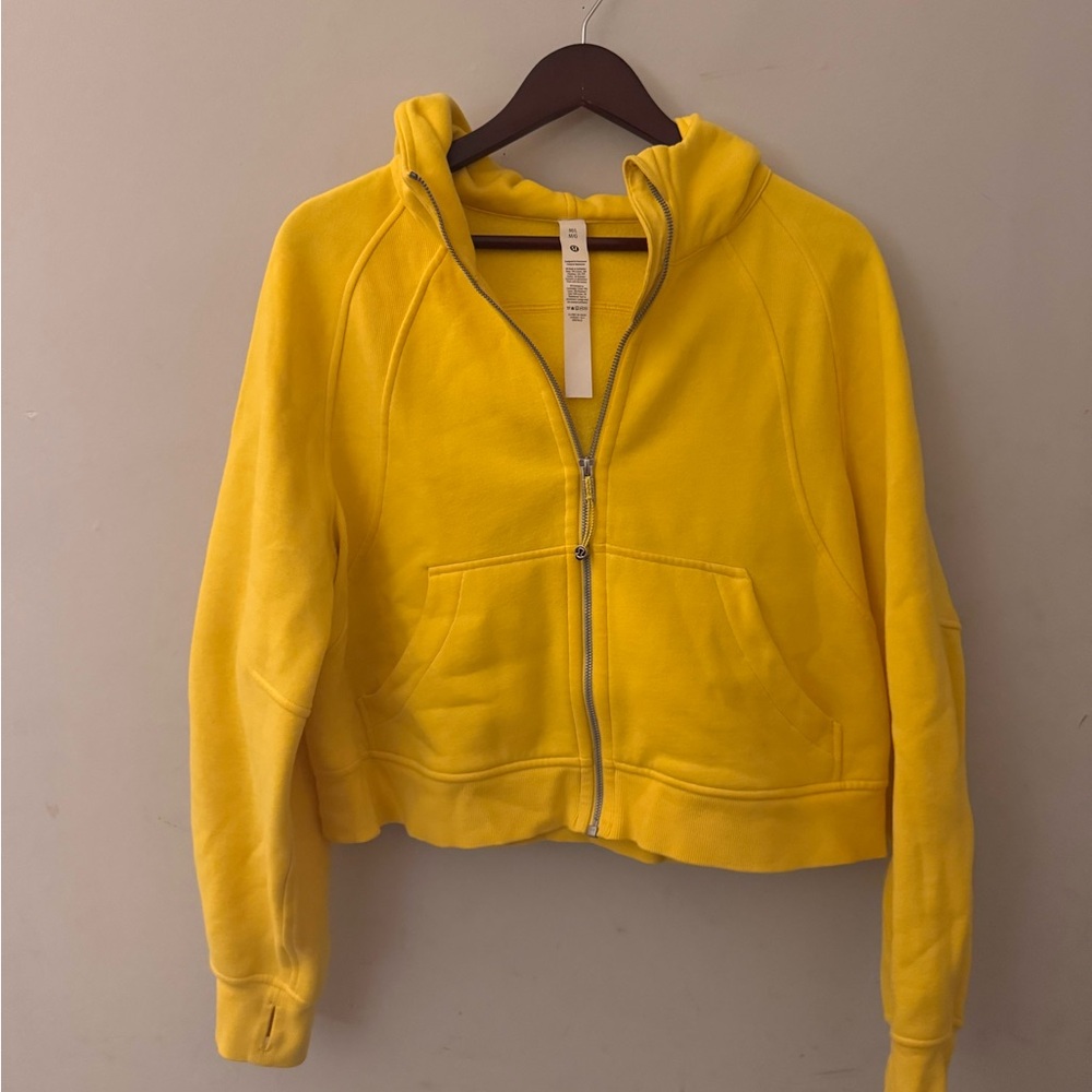 Lululemon Women’s M/L Yellow Cropped Hoodie